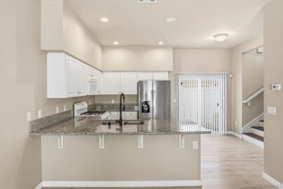1329 Holly Avenue Photo